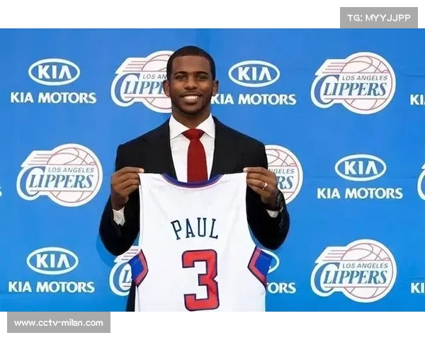 黄蜂球星三球正式提交交易申请，期望加盟快船